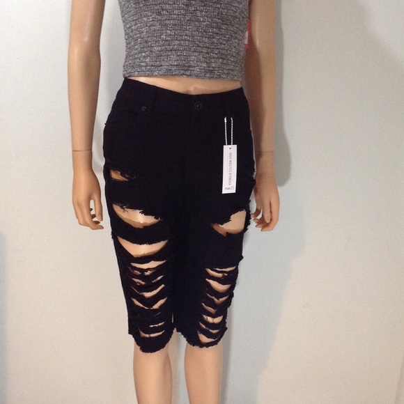 Ripped Design Bermuda Shorts (Last 1) - Picture 3 of 7